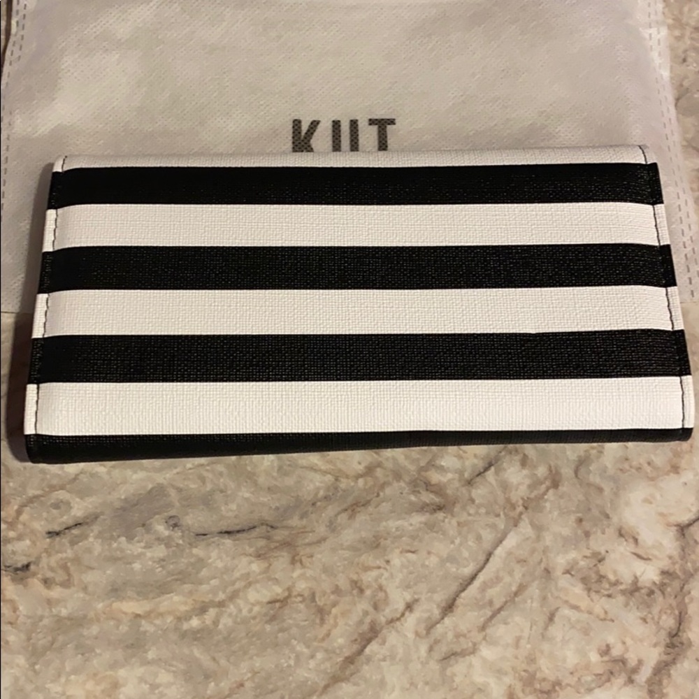 Wallet - Picture 3 of 6